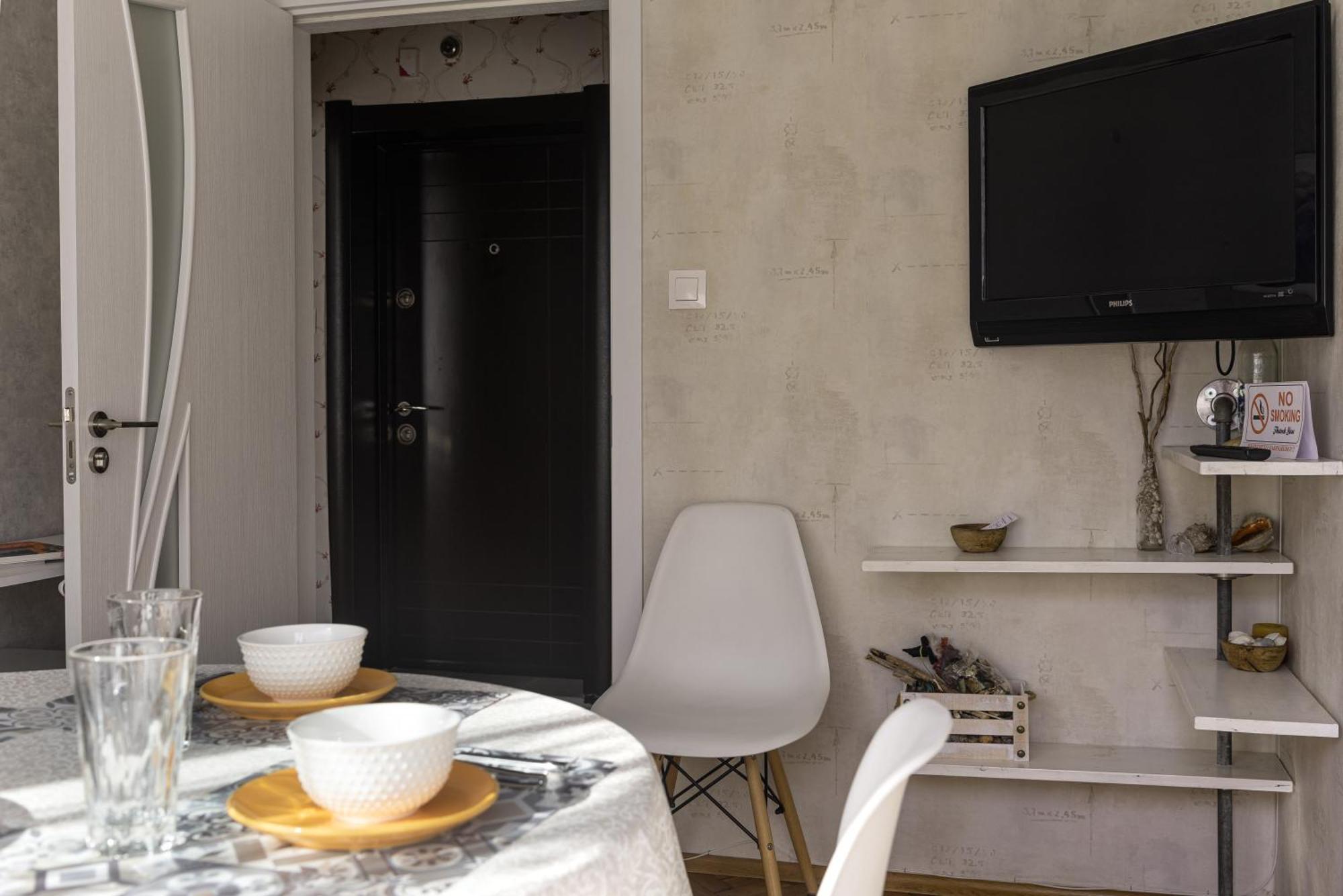 Photo Art Apartment Burgas City Exterior foto